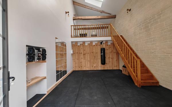 Maison à vendre    6 pièces • 425 m2 Saint-Sever