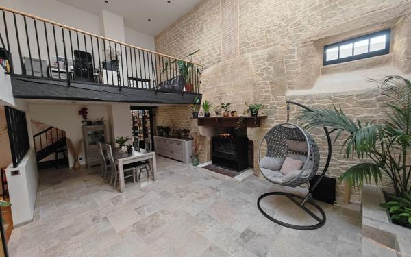 Maison à vendre    6 pièces • 425 m2 Saint-Sever