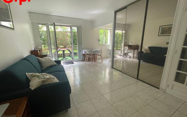 Appartement à louer    1 pièce • 29,77 m2 Antony