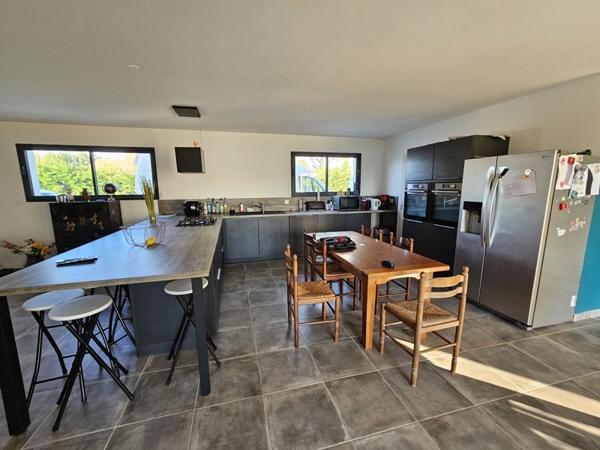 Maison à vendre |  Montpon-Ménestérol |  7 pièces | 152 m²