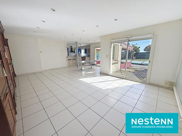 VENTE-MAISON DE PLAIN-PIED AVEC PISCINE 3 chambres -Proche Villa Carmélie