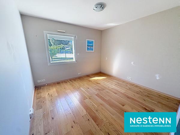 VENTE-MAISON DE PLAIN-PIED AVEC PISCINE 3 chambres -Proche Villa Carmélie