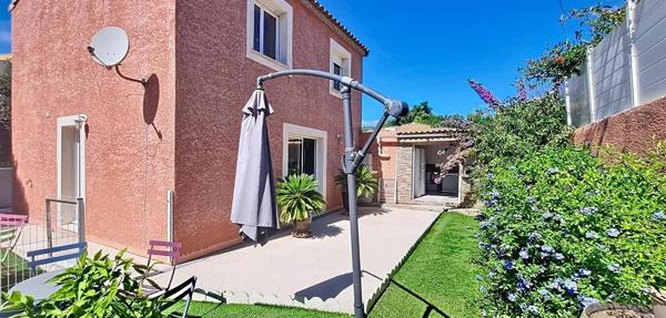 Jolie villa de type 4 de 90 m² avec garage sur 257m² de terrain