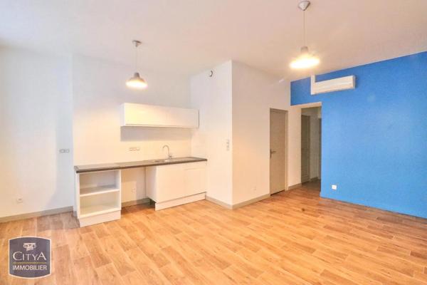 Appartement à louer 2 pièces 49.53m² Saint-Étienne (42000)