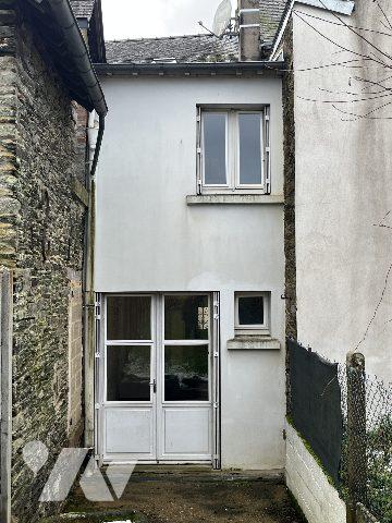 Maison d’habitation mitoyenne des 2 côtés