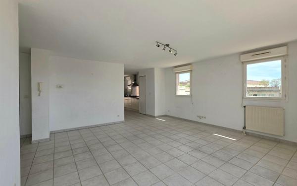 Appartement à vendre    4 pièces •  Lambesc