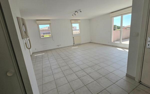 Appartement à vendre    4 pièces •  Lambesc