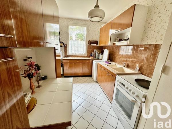 Appartement 3 pièces de 81 m² à Compiègne (60200)