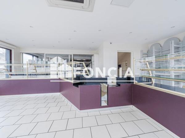 À vendre Local commercial 240 m² - Montlouis-sur-loire 37270