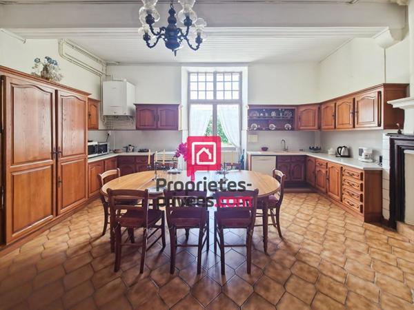 Maison de caractère du XVIIe siècle (270 m²) au coeur de Casteljaloux