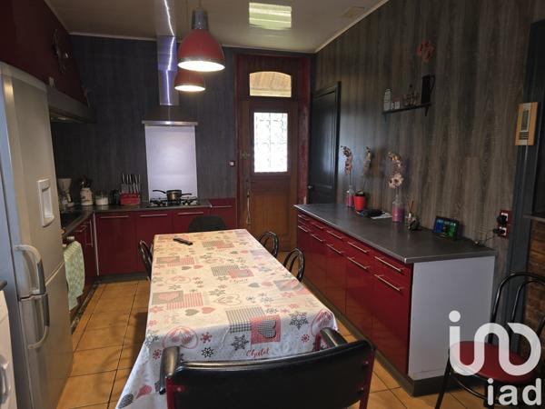 Maison 6 pièces de 95 m² à Méaulte (80300)