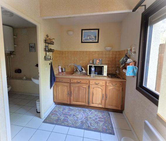 ensemble de bureau de 226 m² avec jardin