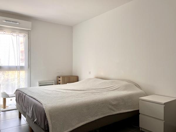 Appartement
         3 pièces
        - 59 m² Exclusivité 180 000 € *