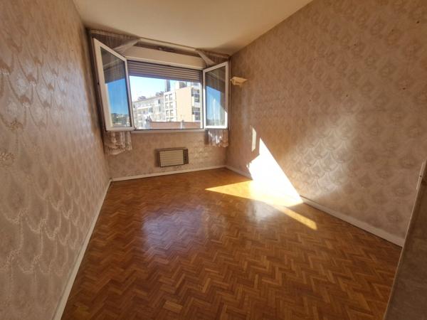 APPARTEMENT 97M² / 3 CHAMBRES / TERRASSE / GARAGE / FOURNEYRON ST ETIENNE (42)