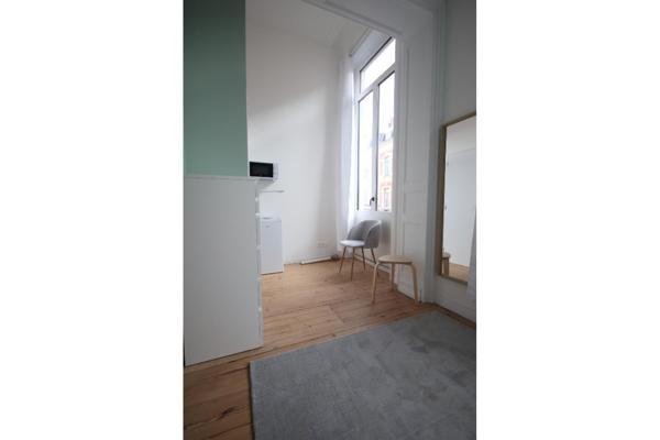 A LOUER : T1 à LILLE • Rue Jacquemars Giélée - VAUBAN • 630 € CC • Réf. 663-3.3