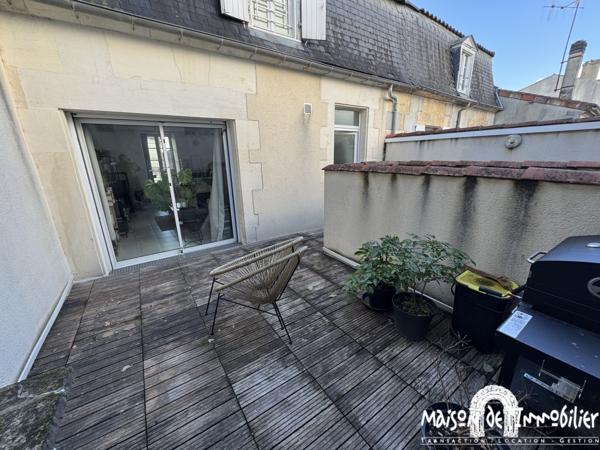 Location Appartement avec terrasse - 2 chambres + bureau - 76m² - COGNAC centre-ville