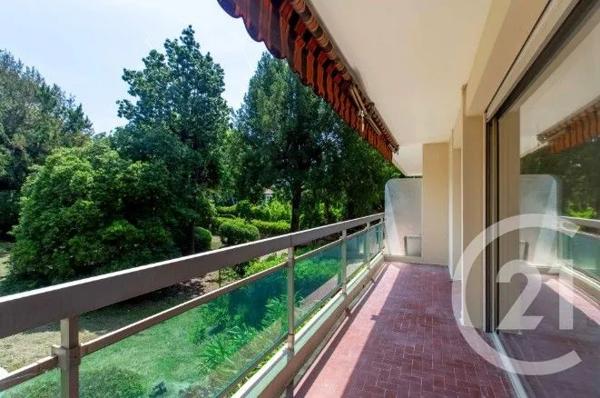 Appartement F4 à vendre  4 pièces - 94 m 2   NICE  - 06