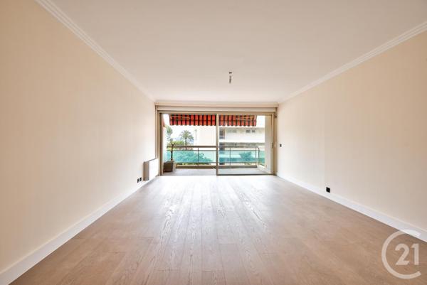 Appartement F4 à vendre  4 pièces - 94 m 2   NICE  - 06