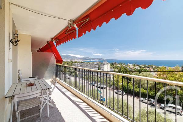 Appartement F4 à vendre  4 pièces - 94 m 2   NICE  - 06