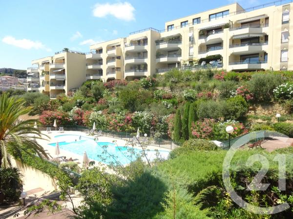 Appartement F4 à vendre  4 pièces - 94 m 2   NICE  - 06