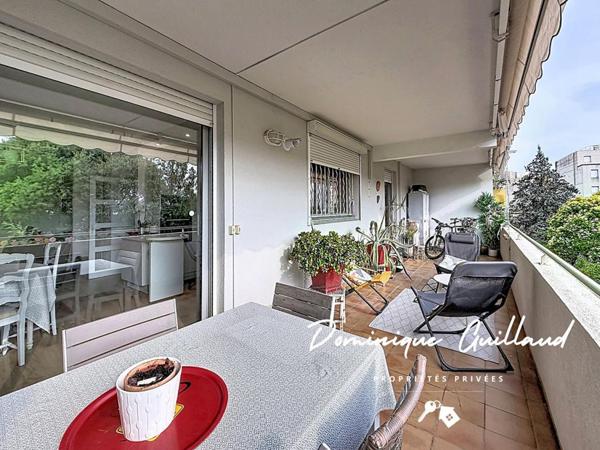 Nîmes-Jean-Jaurès T4 de 101 m² avec terrasse de 26 m², parking et ascenseur