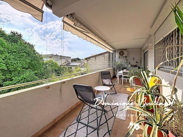 Nîmes-Jean-Jaurès T4 de 101 m² avec terrasse de 26 m², parking et ascenseur