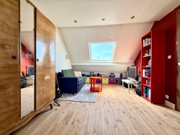 MAISON FAMILIALE – QUARTIER LYCÉE ÎLE-DE-FRANCE 115 m² Carrez | Terrain de 250 m² | Sous-sol total