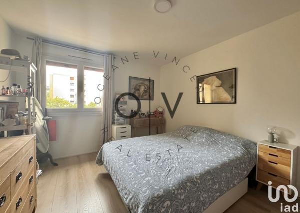 Appartement 4 pièces de 82 m² à Poissy (78300)