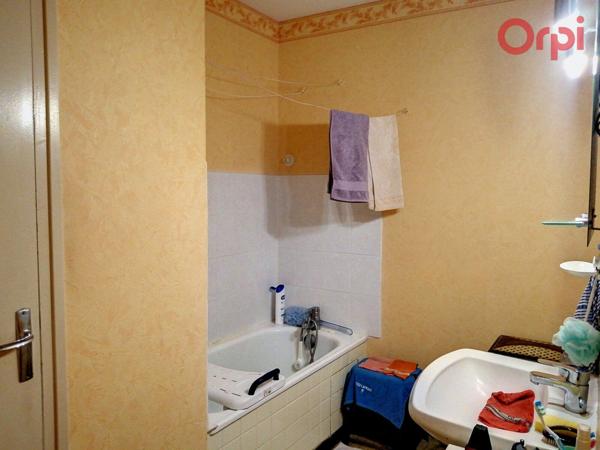 Appartement à vendre    4 pièces • 73 m2 Montluçon