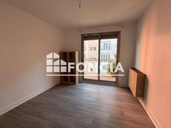 Location Appartement 4 pièces 82.81 m² - 9 RUE DE STRASBOURG Asnieres Sur Seine 92600
