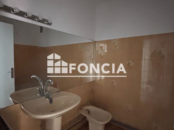 Location Appartement 4 pièces 82.81 m² - 9 RUE DE STRASBOURG Asnieres Sur Seine 92600