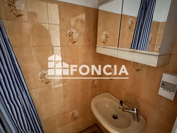 Location Appartement 4 pièces 82.81 m² - 9 RUE DE STRASBOURG Asnieres Sur Seine 92600