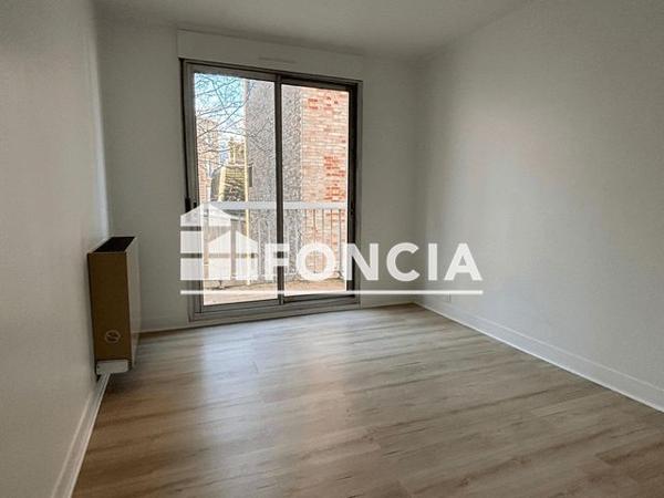 Location Appartement 4 pièces 82.81 m² - 9 RUE DE STRASBOURG Asnieres Sur Seine 92600