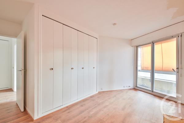 Appartement F2 à vendre  2 pièces - 48,96 m2 PARIS - 75015