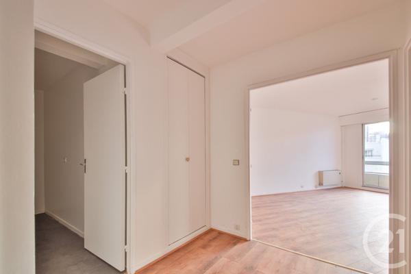 Appartement F2 à vendre  2 pièces - 48,96 m2 PARIS - 75015