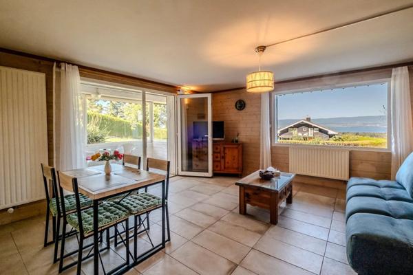 À vendre - Grande maison de caractère sur la commune de Marin, avec vue imprenable sur le lac et les montagnes