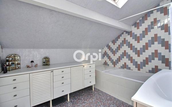 Maison à vendre    7 pièces • 157 m2 Viry-Châtillon