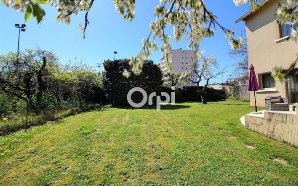 Maison à vendre    7 pièces • 157 m2 Viry-Châtillon