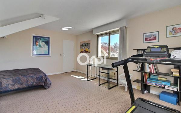 Maison à vendre    7 pièces • 157 m2 Viry-Châtillon