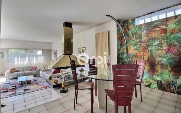 Maison à vendre    7 pièces • 157 m2 Viry-Châtillon