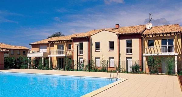 Appartement de type 2 avec parkings