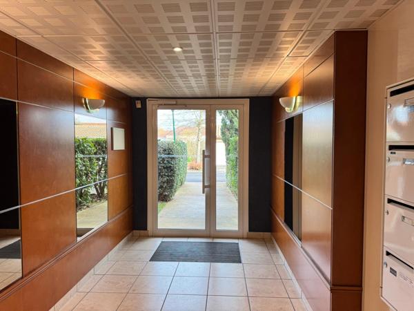 Appartement de type 2 avec parkings