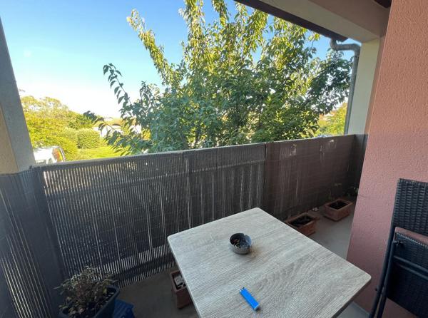 Appartement de type 2 avec parkings