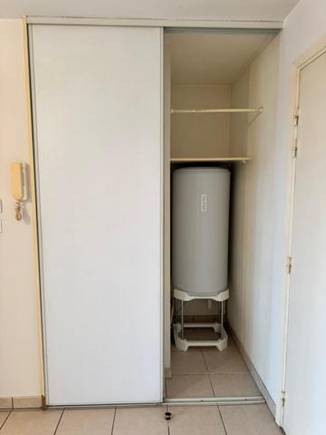 Appartement de type 2 avec parkings