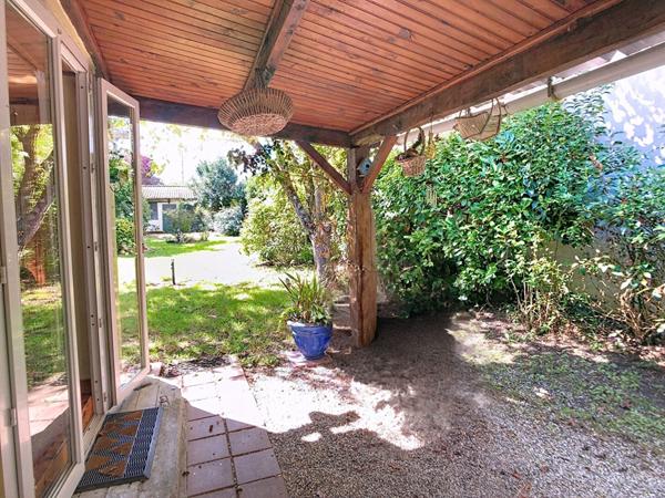 Maison Frouzins de PLAIN PIED 5 pièce(s) avec atelier