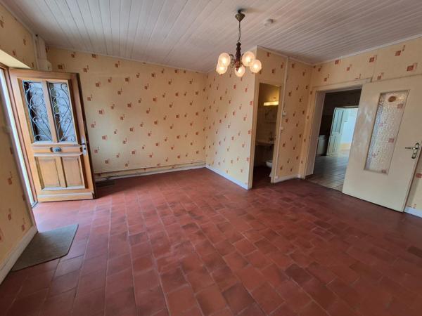 PLAIN PIED  proche commerces-jardin-garage-atelier