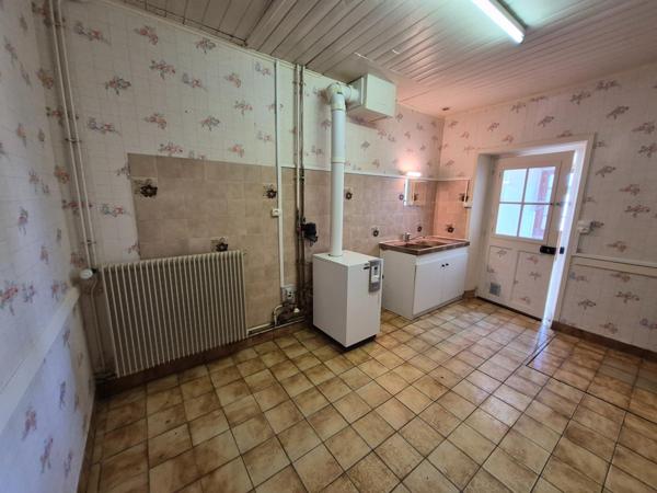 PLAIN PIED  proche commerces-jardin-garage-atelier