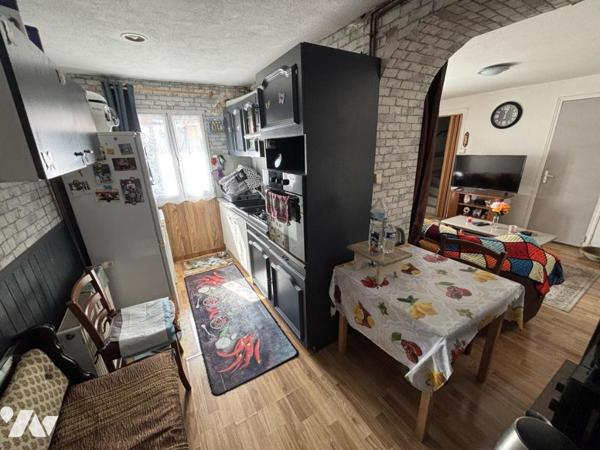 Maison 3 pièces (environ 50 m² habitables) proche commodités