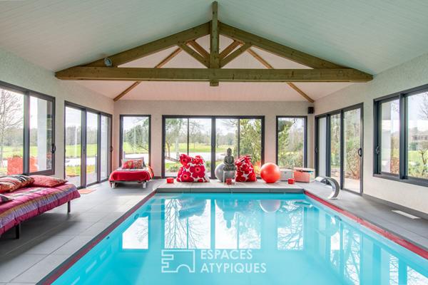 Elégante villa de luxe au bord du golf