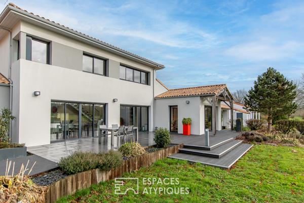 Elégante villa de luxe au bord du golf